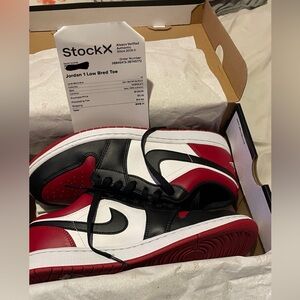 Men’s Jordan 1 Low Bred Toe